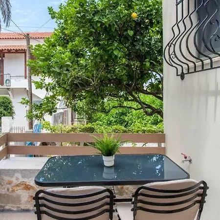 Casa Athelia: Traditional Home, Local Neighborhood * Chania (Crete)
