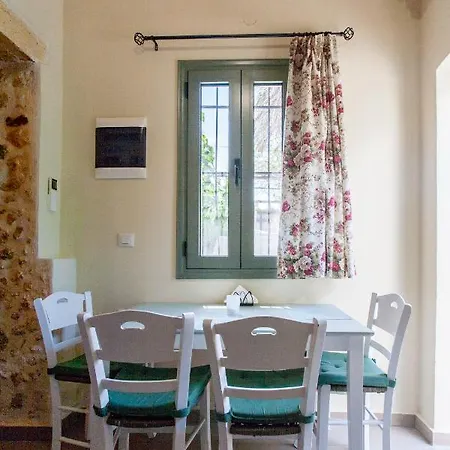 Σπίτι διακοπών Casa Athelia: Traditional Home, Local Neighborhood *