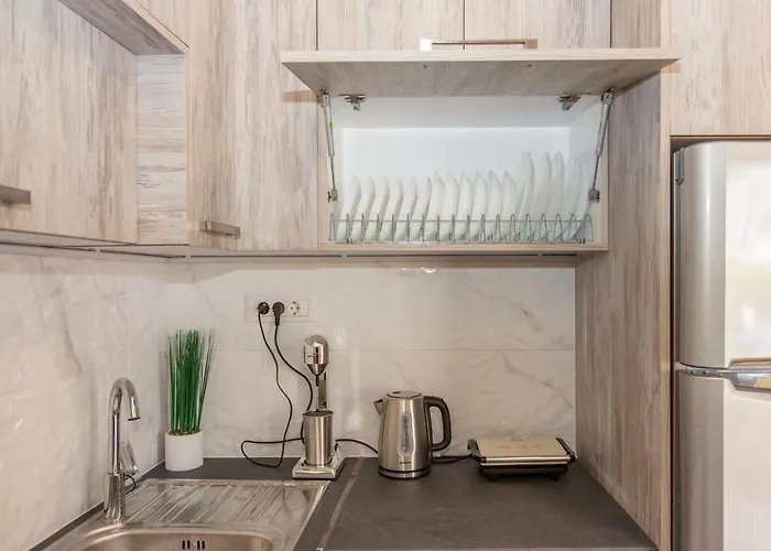 Prázdninový dům Casa Athelia: Traditional Home, Local Neighborhood